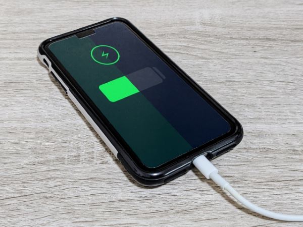 携帯電話の充電